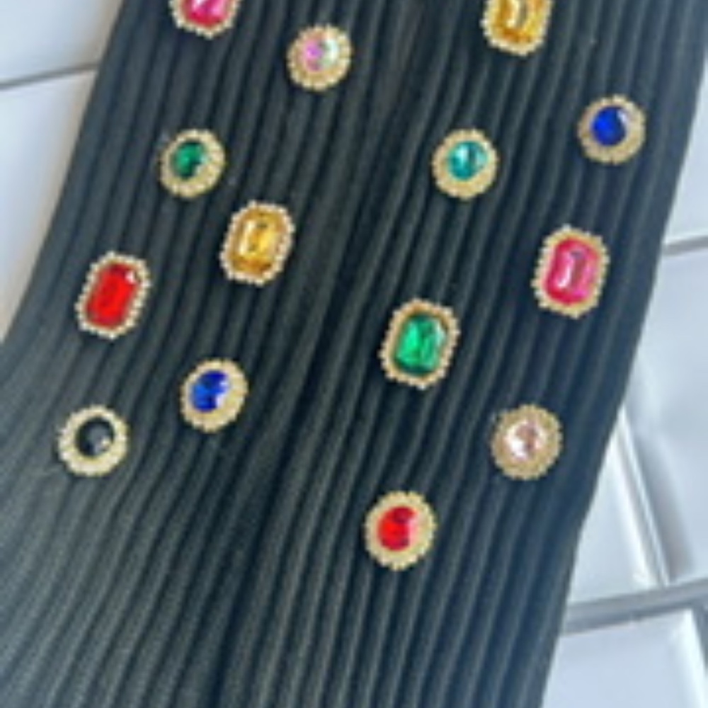 “The Queen “ Slouch Bling Socks View 4